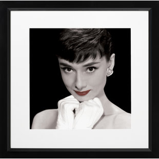 HAPPY LARRY Audrey Hepburn,Lips Framed Photographic Print