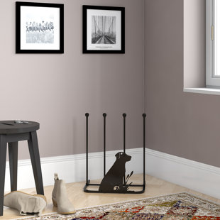 BRAMBLY COTTAGE Labrador