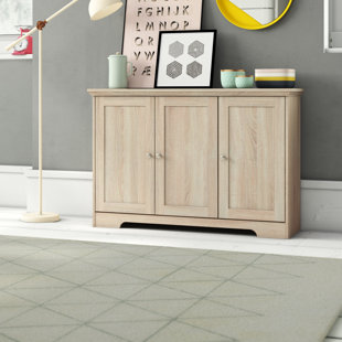BEACHCREST HOME Sideboard Plevna