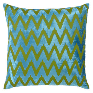 ORCHID LUX HOME Chevron Throw Pillow
