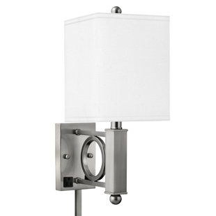 MEDALLION LIGHTING Geometrics Group Plug-in Armed Sconce