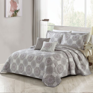 SERENTA Serano Medallion Reversible Geometric Shapes Coverlet Set