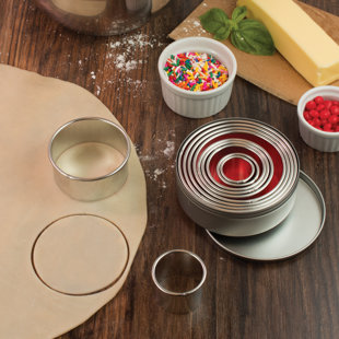 HAROLD IMPORT COMPANY 11 -Piece Cookie Cutter