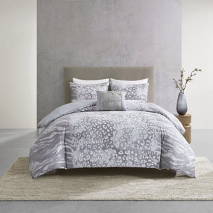 N NATORI Dohwa Throw Pillow