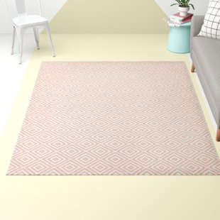 HASHTAG HOME Carruth Geometric Indoor / Outdoor Area Rug