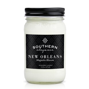 SOUTHERN ELEGANCE CANDLE COMPANY New Orleans Magnolia Blossom Scented Jar Candle