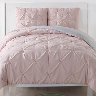 LAURA HART Bedding Set
