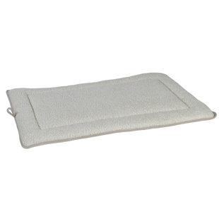 TUCKER MURPHY PET™ Latona Cosmopolitan Pad