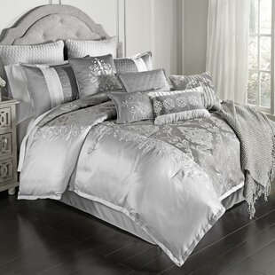 RIVERBROOK HOME Kacee Comforter Set