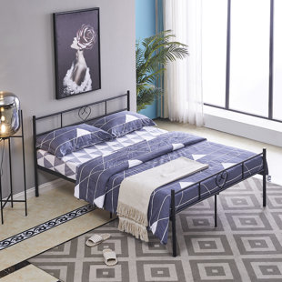 EBERN DESIGNS Guerin (4'6) Platform Bed