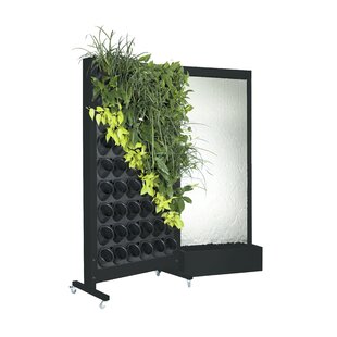 FREEPORT PARK Chinook Vertical Garden