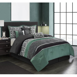 NANSHING AMERICA, INC Comforter Set