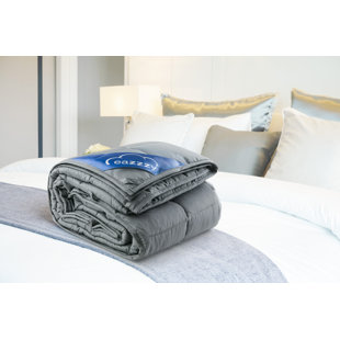 GENIUS Cotton Blend Solid Colour Quilt