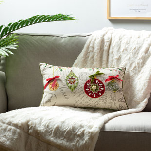 14 KARAT HOME INC. Pillow Cover