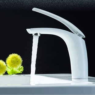 BATHSELECT Rio Jaune Single Hole Faucet Bathroom Faucet