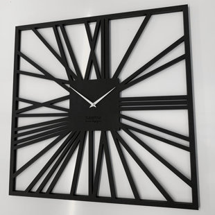 FLEXISTYLE Solid Wood Wall Clock
