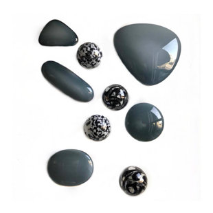 WORLDLY GOODS TOO Handmade Abstract Wall Decor on Glass