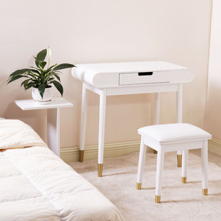 EVERLY QUINN Provenzano Vanity
