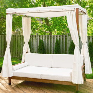 LEISURE SEASON Daybed with Cushions