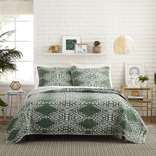 JUNGALOW Aisha 3-Piece Quilt set by Justina Blakeney