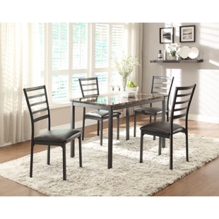 WOODHAVEN HILL Flannery Dining Table