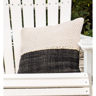 FORESIDE HOME & GARDEN Textured Indoor/Outdoor Throw Pillow