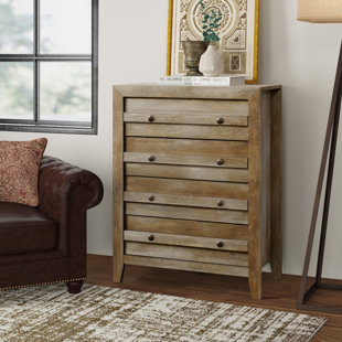 MILLWOOD PINES Orelia 4 - Drawer Dresser