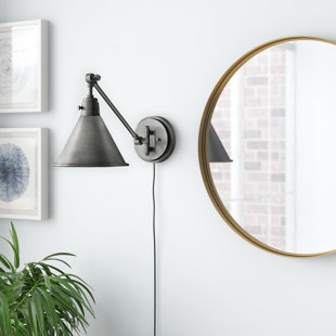 HINKLEY Arti 7.75-in Swing Arm Extendable Single Light Plug-In Sconce with On/Off Switch