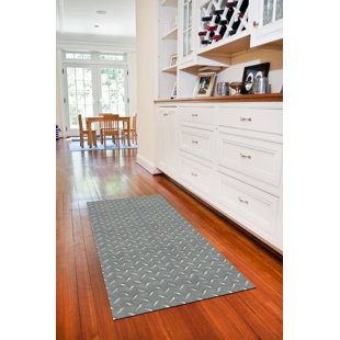 THE TWILLERY CO.® Juri Diamond Plate Kitchen Mat by Matterly