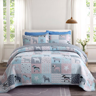 SWEET N SIMPLE HOME Quilt Set