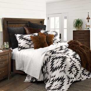 HIEND ACCENTS Amelia Off-White Black Aztec Print Jacquard Southwestern Rustic 3 Piece Comforter Set