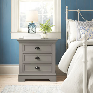 GREYLEIGH™ Alicea 3 - Drawer Nightstand