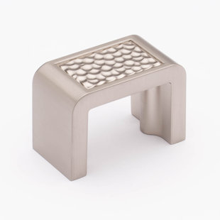 SIETTO Hammered 1 3/8” Length Center to Center Finger Pull