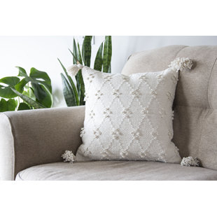 FORESIDE HOME & GARDEN Tassels Cotton Throw Pillow