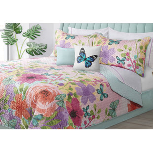 SAFDIE & CO. INC. Floral Quilt Set