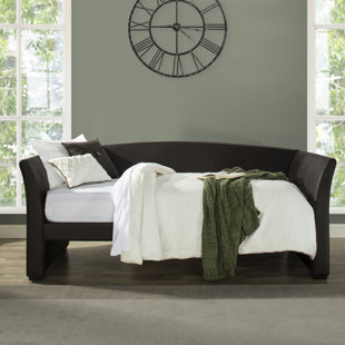 RED BARREL STUDIO® Cherno Upholstered Daybed