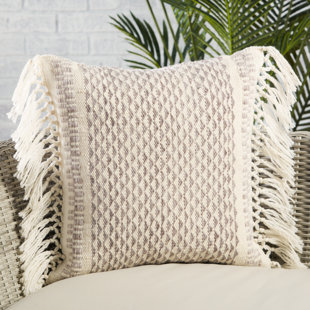 JAIPUR LIVING Tassels Indoor/Outdoor Throw Pillow