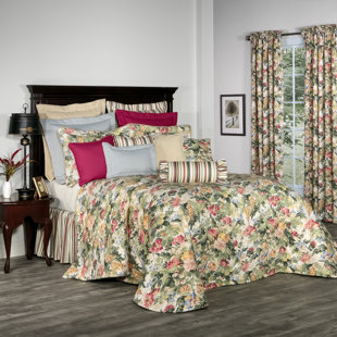 ADAMSTOWN AT HOME Virginia Cotton Floral Bedspread