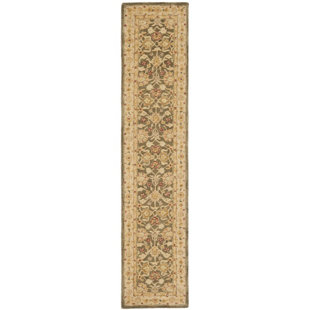 SAFAVIEH Rug