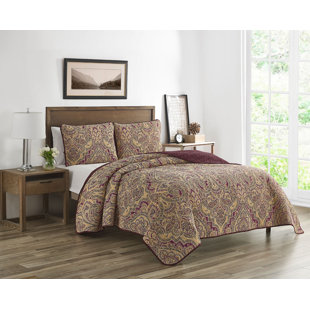 CEDAR COURT Amber Paisley Burgundy/Taupe 3-Piece Reversible Cotton Quilt Set
