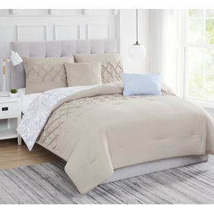 RT DESIGNER'S COLLECTION Jenna Paisley Comforter Set
