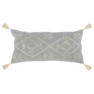 VILLA BY CLASSIC HOME Ferri Tassels Throw Pillow