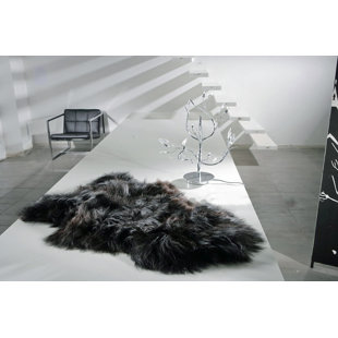 FIBRE BY AUSKIN Icelandic Sheepskin Black Rug