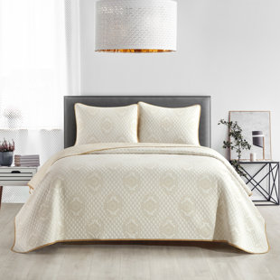 NANSHING AMERICA, INC Valentine Gold Microfiber 3 Piece Quilt Set