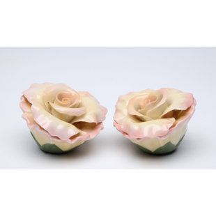 COSMOS GIFTS Porcelain Salt And Pepper Shaker Set