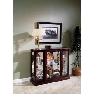 PULASKI FURNITURE Keepsakes Lighted Curio Cabinet