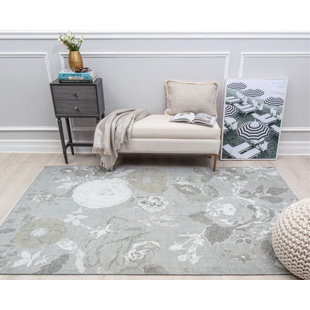 ISAAC MIZRAHI NEW YORK Eloise Contemporary Fair Florals Area Rug