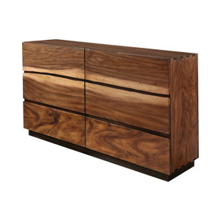CDECOR HOME FURNISHINGS Mallory 6 - Drawer Dresser