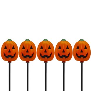 NORTHLIGHT SEASONAL Jack-O-Lantern Shaped Halloween Pathway Markers - 3.75ft Black Wire (Set of 5)