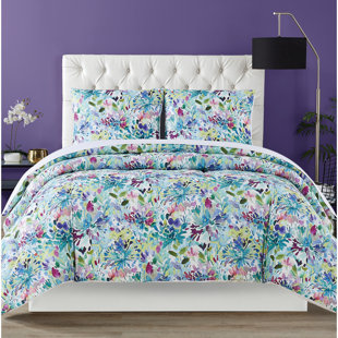 Christian Siriano NY® Dahlia Duvet Cover Set – Bold Floral Print & Vibrant Color